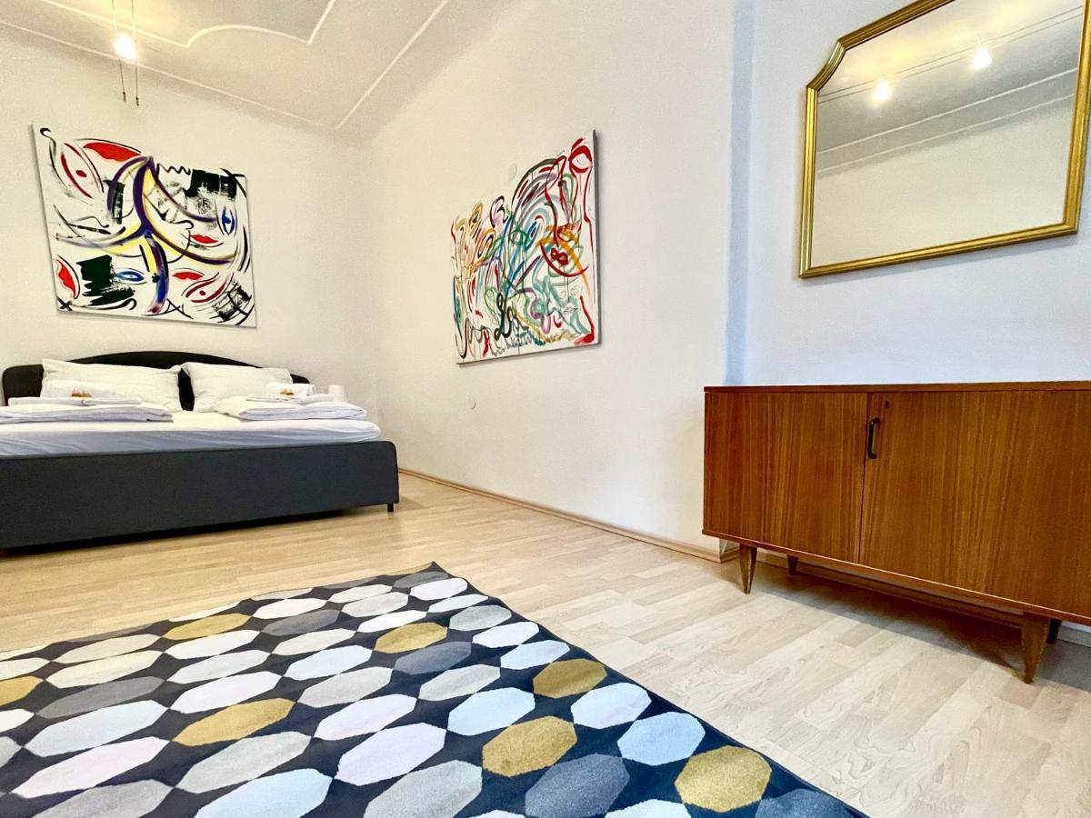 Apartment Zum Schlossberg - Top 1 Self Check-In กราซ ภายนอก รูปภาพ